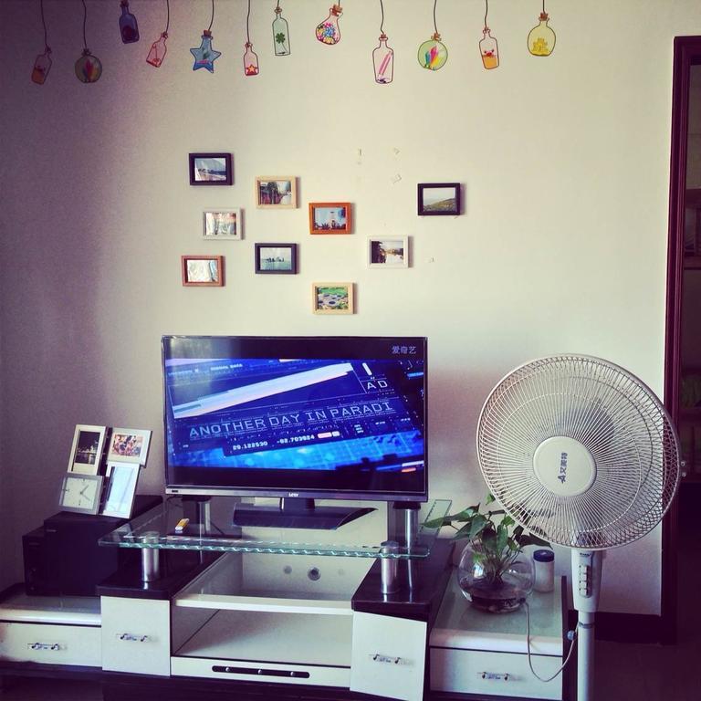 שיאמן Backyard Youth Hostel מראה חיצוני תמונה
